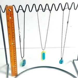 Jewelry Organizer UMBRA Necklace Display Rack Silver Necklaces Pendants